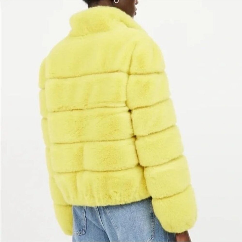 NWT Generation Love Jodi Faux Fur Bomber Jacket in Yellow - Picture 6 of 12